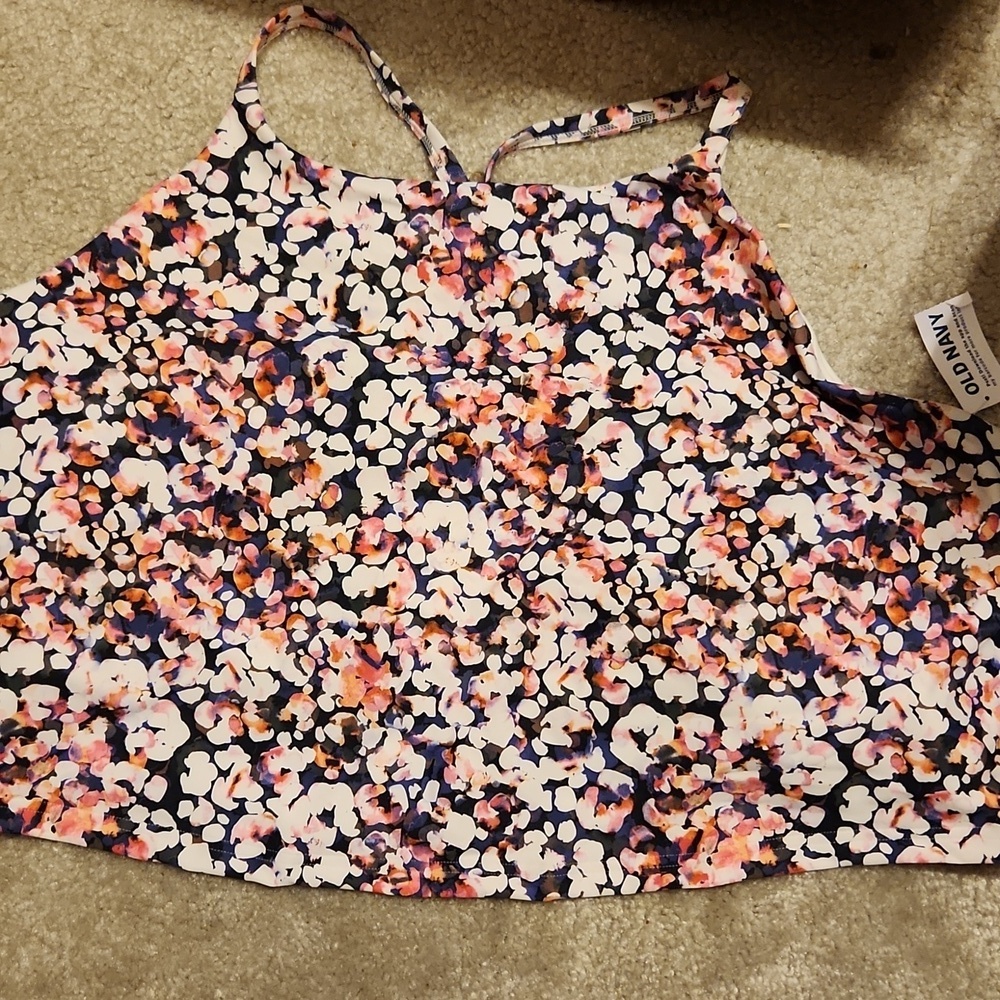 Old Navy Active Sports bra Size 3X Artsy Crop Top